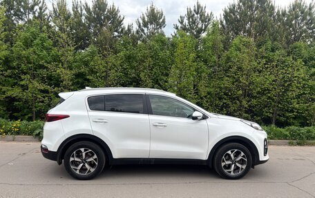KIA Sportage IV рестайлинг, 2018 год, 2 200 000 рублей, 4 фотография