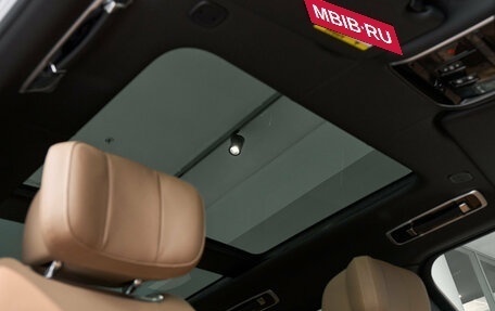 Land Rover Range Rover IV рестайлинг, 2026 год, 23 600 000 рублей, 27 фотография