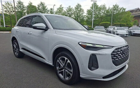Audi Q5, 2025 год, 6 049 686 рублей, 3 фотография