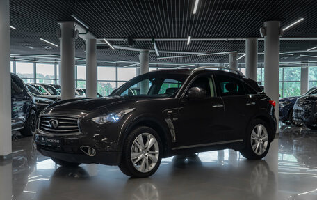 Infiniti QX70, 2015 год, 1 950 000 рублей, 1 фотография
