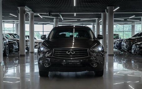 Infiniti QX70, 2015 год, 1 950 000 рублей, 3 фотография