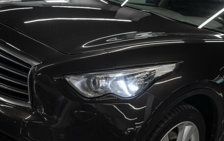 Infiniti QX70, 2015 год, 1 950 000 рублей, 25 фотография