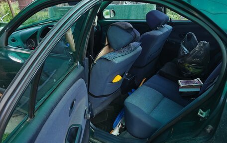 Mitsubishi Carisma I, 1999 год, 110 000 рублей, 17 фотография