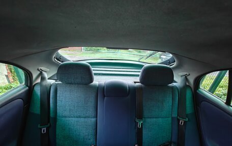 Mitsubishi Carisma I, 1999 год, 110 000 рублей, 24 фотография