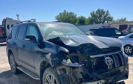 Toyota Land Cruiser Prado 150 рестайлинг 2, 2018 год, 3 700 000 рублей, 4 фотография