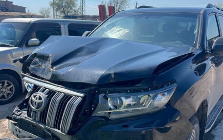 Toyota Land Cruiser Prado 150 рестайлинг 2, 2018 год, 3 700 000 рублей, 12 фотография