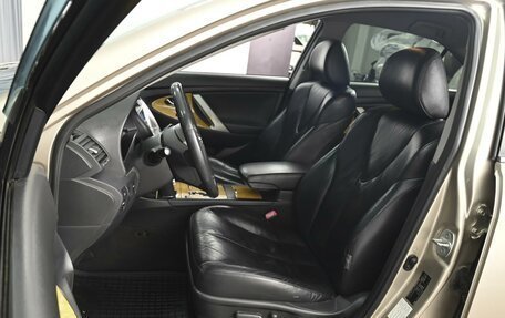 Toyota Camry, 2006 год, 1 198 000 рублей, 10 фотография