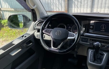 Volkswagen Caravelle T6 рестайлинг, 2021 год, 4 300 000 рублей, 13 фотография