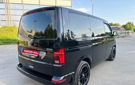 Volkswagen Caravelle T6 рестайлинг, 2021 год, 4 300 000 рублей, 8 фотография