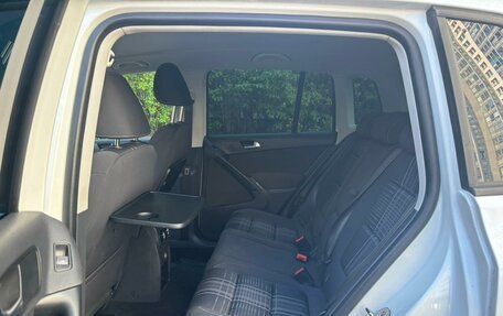Volkswagen Tiguan I, 2015 год, 999 000 рублей, 13 фотография