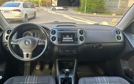 Volkswagen Tiguan I, 2015 год, 999 000 рублей, 10 фотография