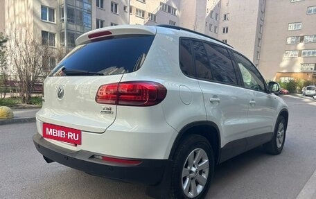 Volkswagen Tiguan I, 2015 год, 999 000 рублей, 6 фотография