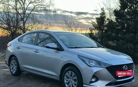 Hyundai Solaris II рестайлинг, 2020 год, 1 420 000 рублей, 2 фотография