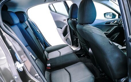 Mazda Axela, 2015 год, 1 230 000 рублей, 26 фотография