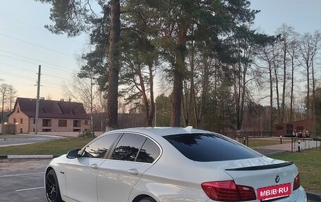 BMW 5 серия, 2015 год, 1 850 000 рублей, 8 фотография
