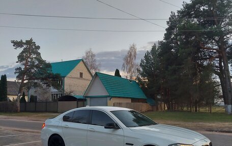 BMW 5 серия, 2015 год, 1 850 000 рублей, 14 фотография