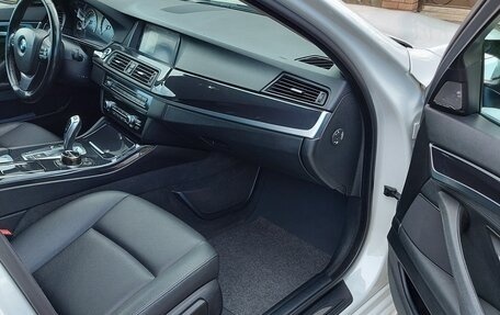 BMW 5 серия, 2015 год, 1 850 000 рублей, 19 фотография