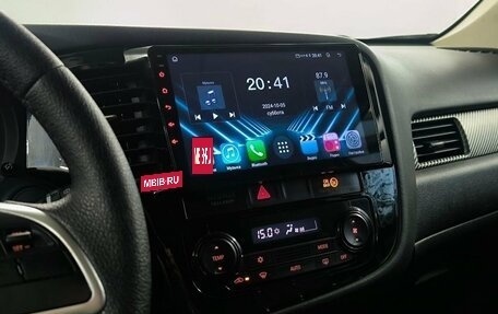Mitsubishi Outlander III рестайлинг 3, 2015 год, 1 495 000 рублей, 7 фотография