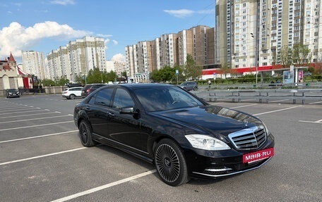 Mercedes-Benz S-Класс, 2010 год, 1 900 000 рублей, 3 фотография