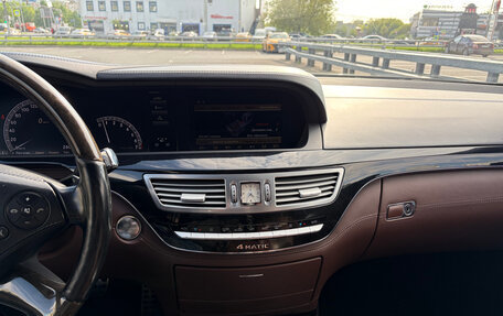 Mercedes-Benz S-Класс, 2010 год, 1 900 000 рублей, 12 фотография