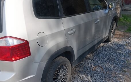 Chevrolet Orlando I, 2012 год, 880 000 рублей, 4 фотография