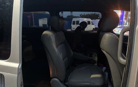 Hyundai Grand Starex Grand Starex I рестайлинг 2, 2009 год, 940 000 рублей, 16 фотография