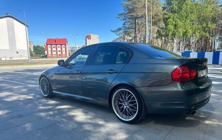BMW 3 серия, 2010 год, 1 050 000 рублей, 4 фотография