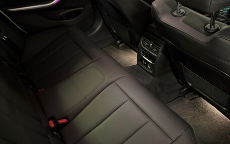 BMW 3 серия, 2019 год, 3 599 000 рублей, 21 фотография