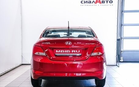 Hyundai Solaris II рестайлинг, 2015 год, 990 000 рублей, 5 фотография