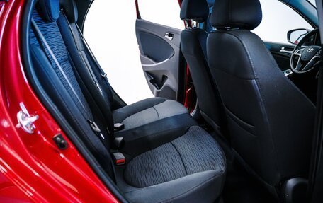Hyundai Solaris II рестайлинг, 2015 год, 990 000 рублей, 26 фотография