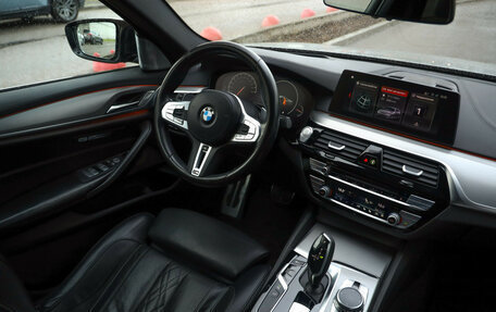 BMW 5 серия, 2018 год, 4 190 000 рублей, 16 фотография