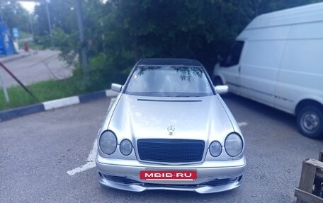 Mercedes-Benz E-Класс, 1997 год, 180 000 рублей, 2 фотография
