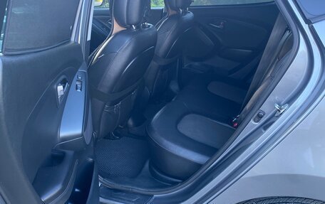 Hyundai ix35 I рестайлинг, 2013 год, 1 350 000 рублей, 14 фотография