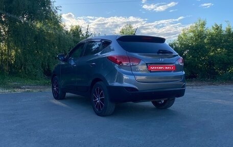 Hyundai ix35 I рестайлинг, 2013 год, 1 350 000 рублей, 13 фотография