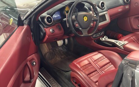Ferrari California I рестайлинг, 2010 год, 9 500 000 рублей, 7 фотография