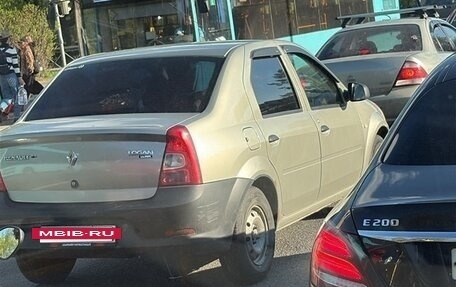 Renault Logan I, 2013 год, 250 000 рублей, 10 фотография