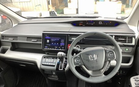 Honda Stepwgn IV, 2019 год, 2 150 000 рублей, 19 фотография
