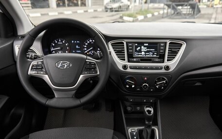 Hyundai Solaris II рестайлинг, 2019 год, 1 100 000 рублей, 8 фотография