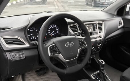 Hyundai Solaris II рестайлинг, 2019 год, 1 100 000 рублей, 5 фотография