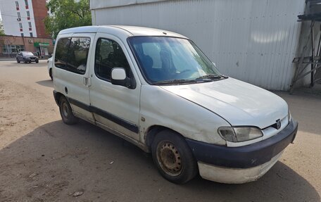 Peugeot Partner II рестайлинг 2, 2002 год, 100 000 рублей, 1 фотография