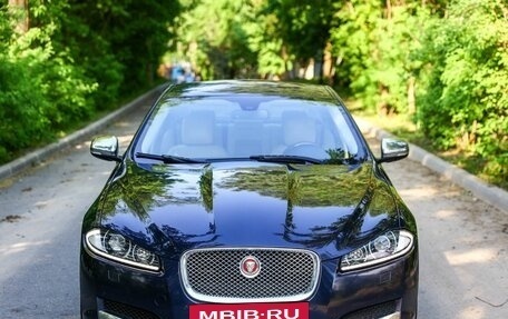 Jaguar XF I рестайлинг, 2014 год, 1 799 999 рублей, 6 фотография