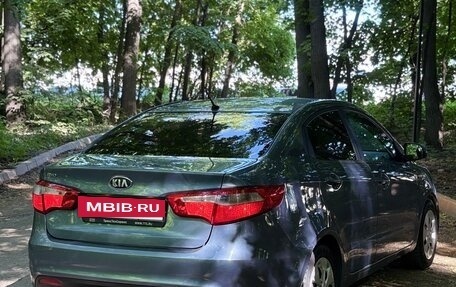 KIA Rio III рестайлинг, 2013 год, 915 000 рублей, 4 фотография