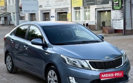 KIA Rio III рестайлинг, 2013 год, 915 000 рублей, 20 фотография