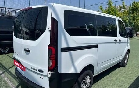 Ford Tourneo Connect, 2023 год, 1 500 000 рублей, 4 фотография