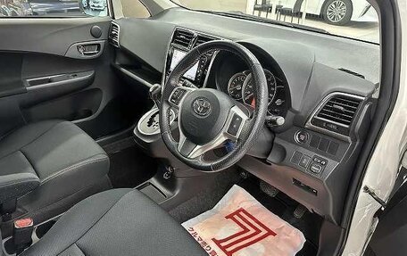 Toyota Ractis II, 2016 год, 822 000 рублей, 12 фотография