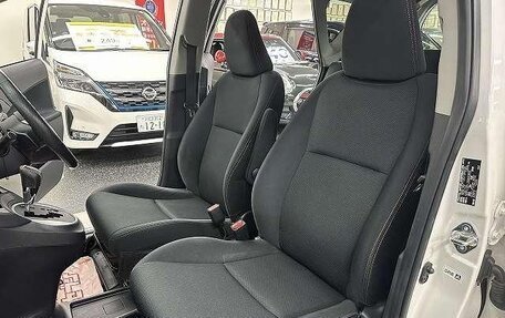 Toyota Ractis II, 2016 год, 822 000 рублей, 22 фотография