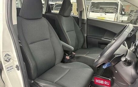 Toyota Ractis II, 2016 год, 822 000 рублей, 21 фотография