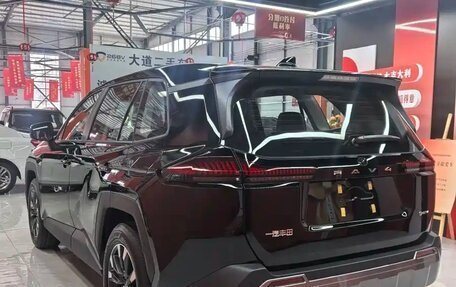 Toyota RAV4, 2026 год, 3 950 000 рублей, 4 фотография