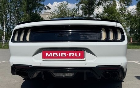 Ford Mustang VI рестайлинг, 2022 год, 7 500 000 рублей, 4 фотография