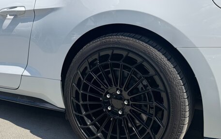 Ford Mustang VI рестайлинг, 2022 год, 7 500 000 рублей, 16 фотография